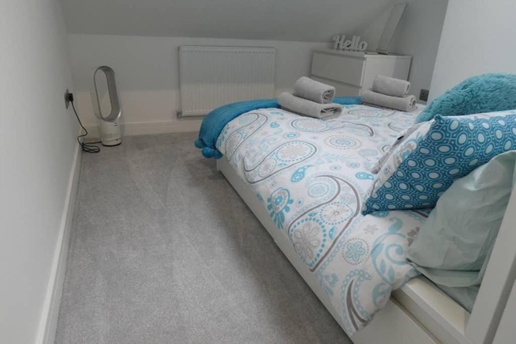 Copley Loft 3 Bedroom House With Patio * Shepley