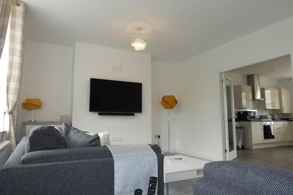 Copley Loft 3 Bedroom House With Patio Holiday home